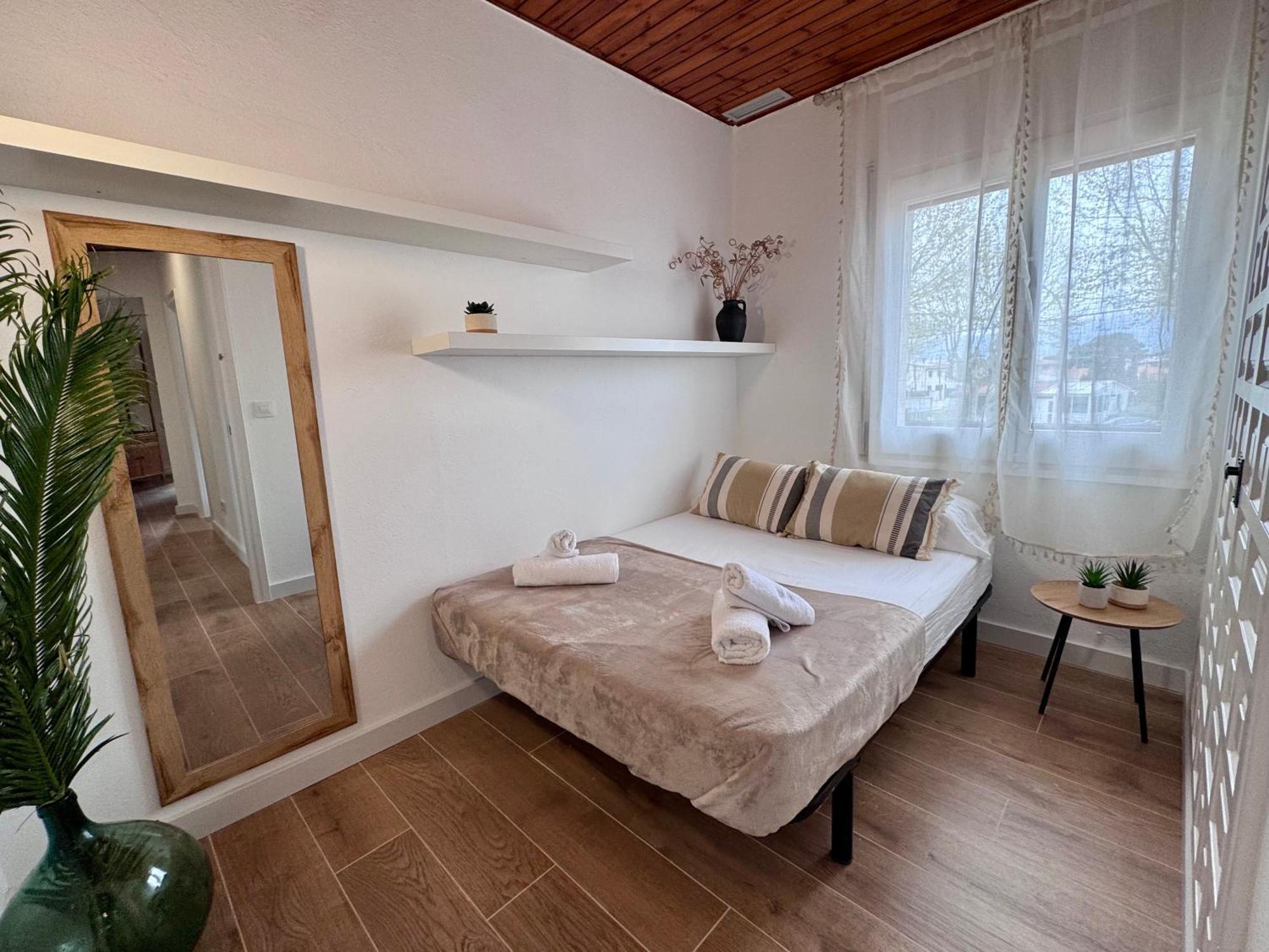 Gorgot P1 I Apartamento Con Terraza Y Piscina Comunitaria Cerca De La Playa Empuriabrava Exteriör bild