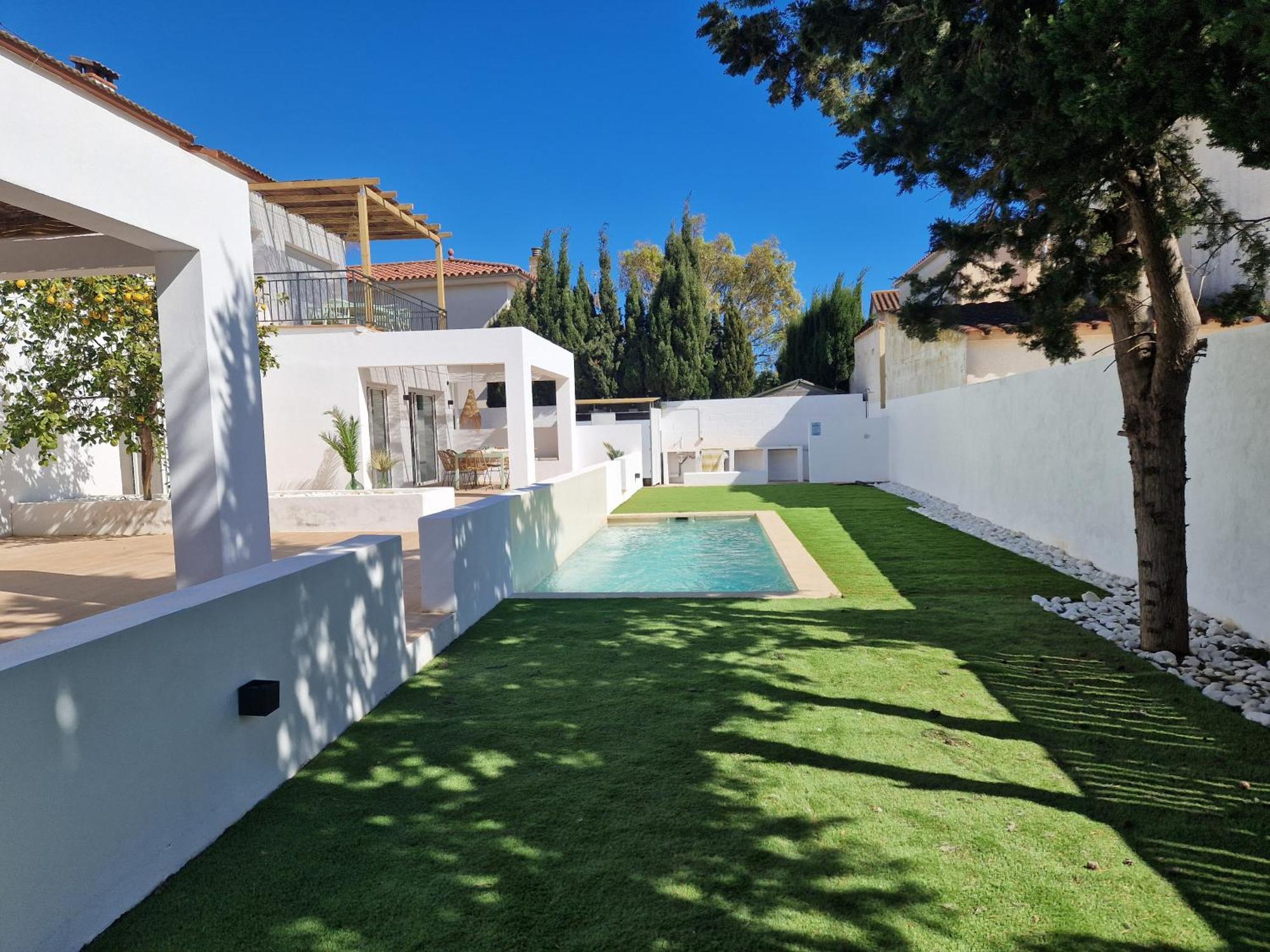 Gorgot P1 I Apartamento Con Terraza Y Piscina Comunitaria Cerca De La Playa Empuriabrava Exteriör bild